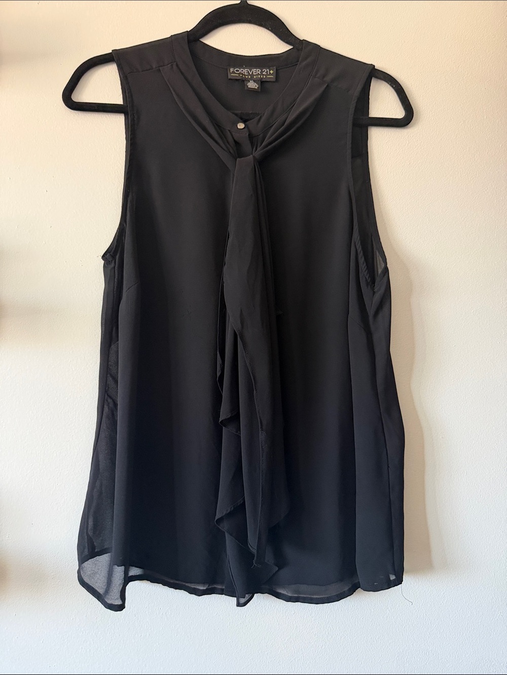 Forever 21|Black Sleeveless Tie-Front Blouse|Plus XL|EUC